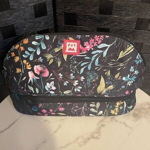 Avalanche Outdoor Supply Travel Case Water-Resist Toiletry Bag Pink Wild Flower